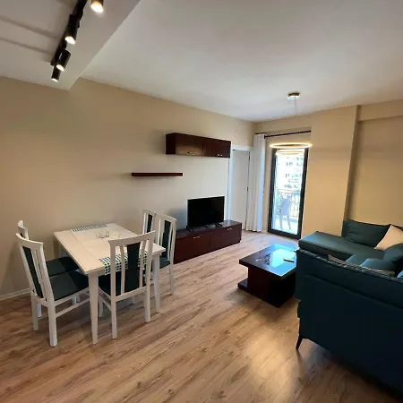 Daily In Centre Apartment *